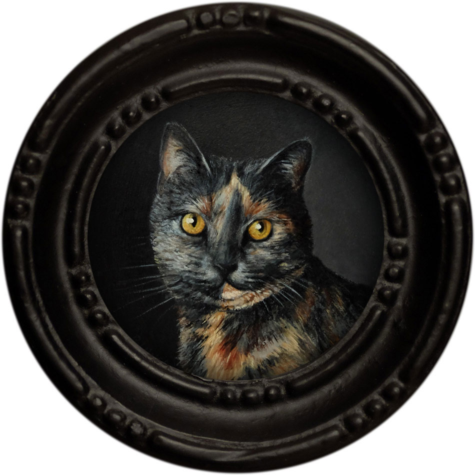Pet Portrait painting of silver tortoiseshell cat by Rebecca Luncan